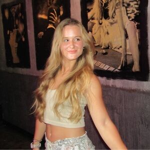 Meet your Posher, Reese